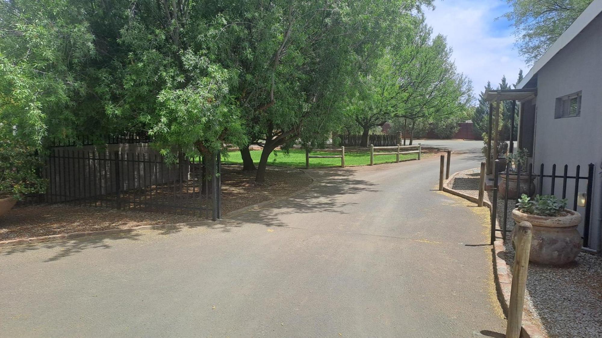 African Dawn B&B Calvinia Экстерьер фото
